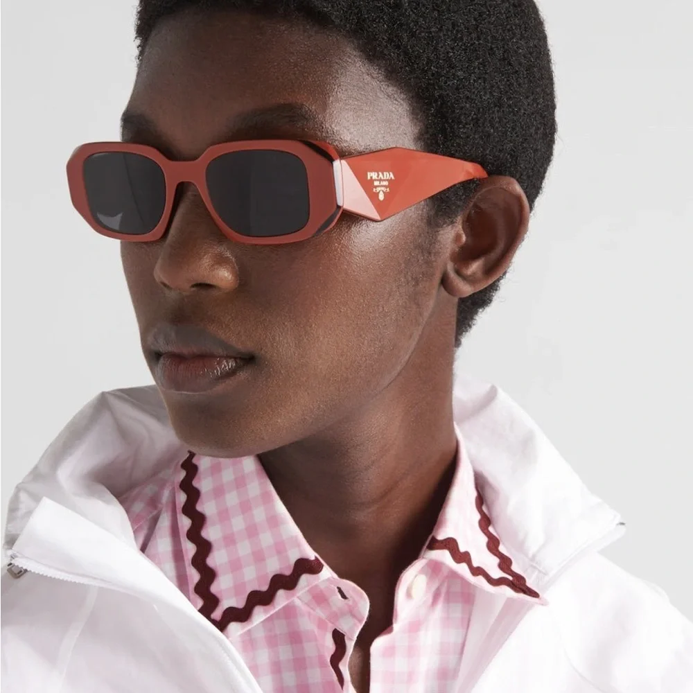 NEW PR17WS 12N5S0 PRADA SUNGLASSES SPR 17W RED UNISEX EYEWEAR PRADA PR 17WS - Picture 5 of 12